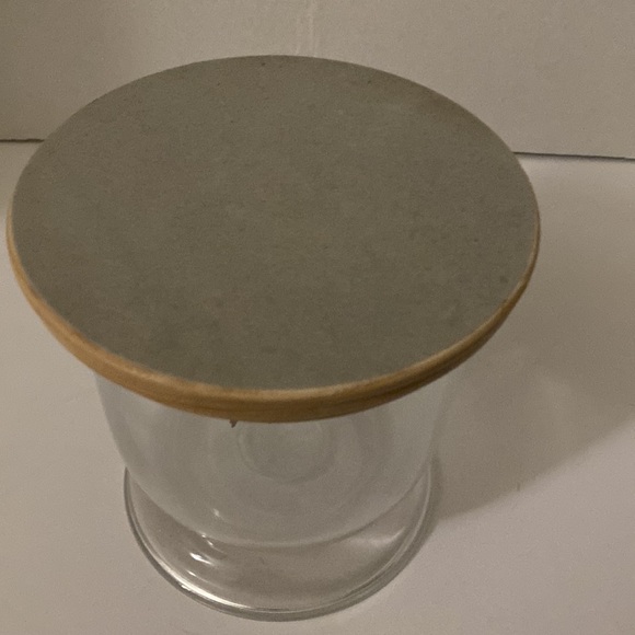 Bath and Body Works candle pedestal - Picture 5 of 6